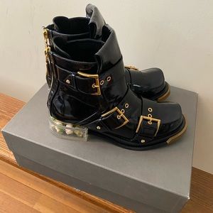 Stunning Alexander McQueen 2018 Runway Rosebud Ankle Boots Size 39/9